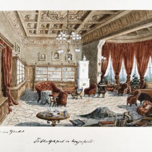 Das Bild zeigt den Saal von Haus Wahnfried mit Bibliothek, großem Leuchter, Mobiliar und Flügel, anmutend wie ein Wohnzimmer.