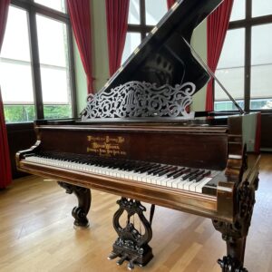 Steinway-Flügel in Haus Wahnfried, Rotunde