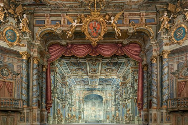 Foto des Markgräflichen Opernhauses, Blick zur Bühne