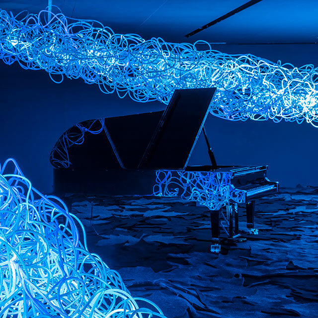 Foto: rosalie: KLINGER | Begehbare Landschaften der Melancholie – kinetisch-interaktive Licht-Klang-Skulptur, im Richard Wagner Museum 2020