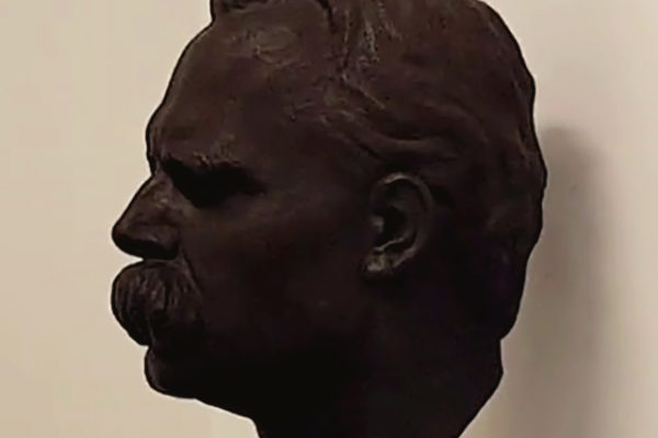 Foto: Büste Friedrich Nietzsches in der Dauerausstellung in Haus Wahnfried